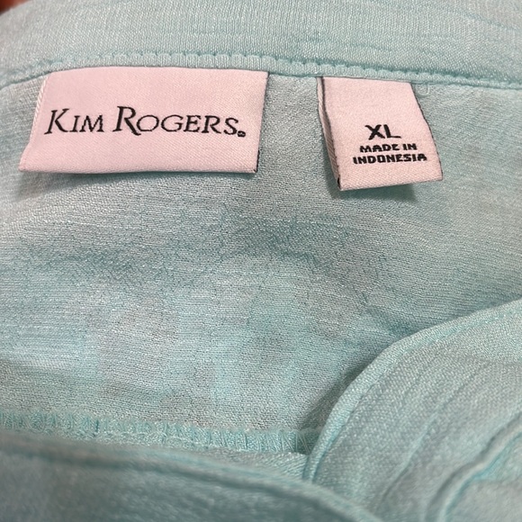 Woman’s top Size XL Button Down Lace Eyelet Ruffle Sleeve Romantic Guazy Aqua Bl - Picture 12 of 12